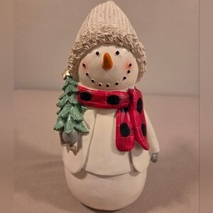 CUTE SNOW WOMAN FIGURINE BY MARTHA STEWART